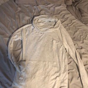 Lightweight grey longsleeve shirt🌸 3 for $15